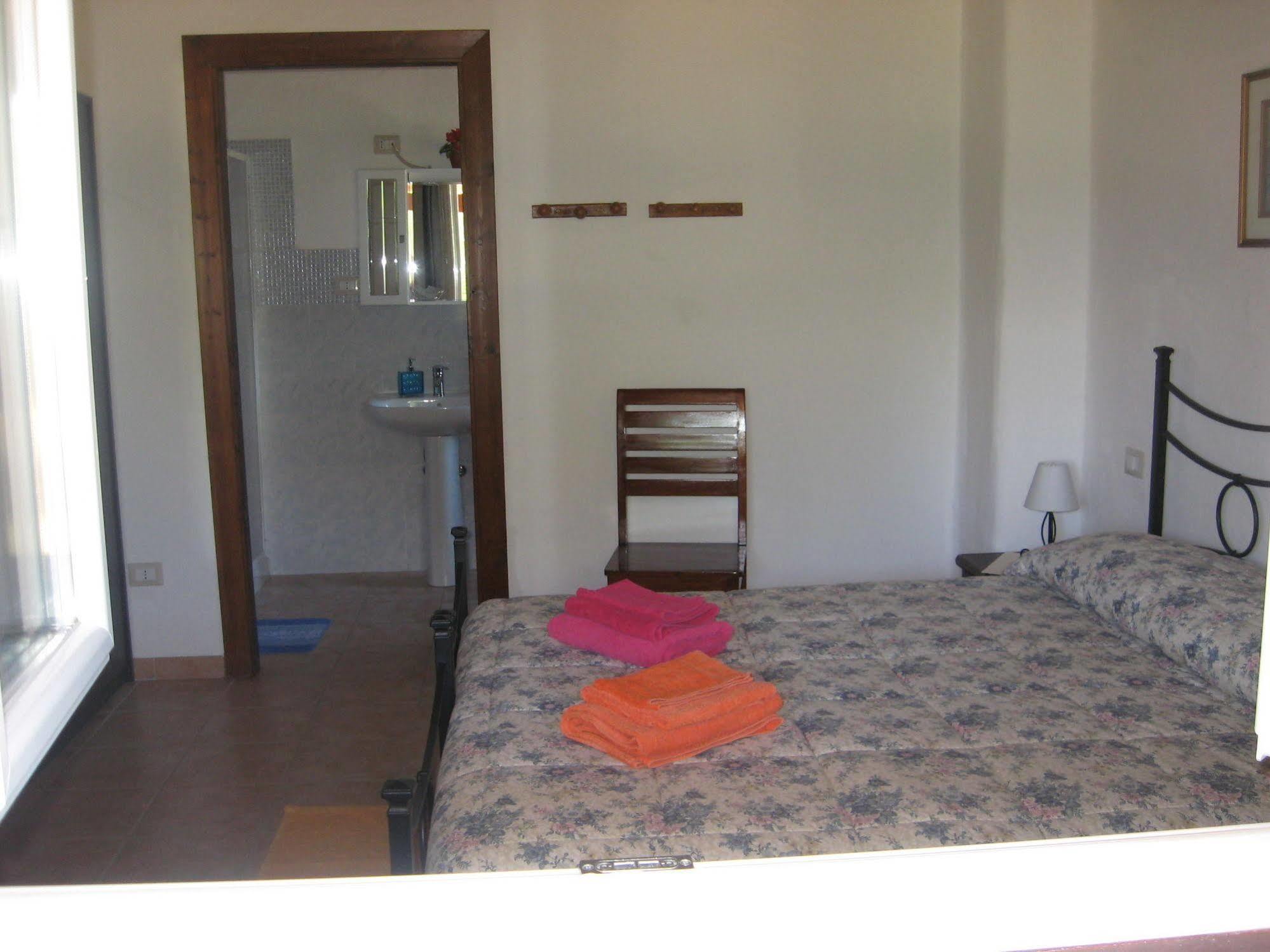 Agriturismo La Barca In Secca Olmedo Εξωτερικό φωτογραφία