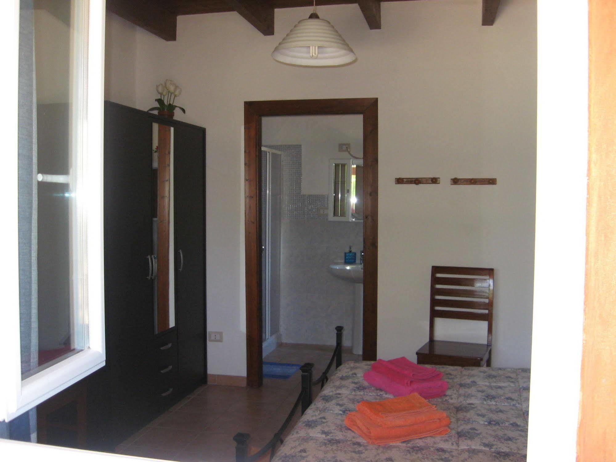 Agriturismo La Barca In Secca Olmedo Εξωτερικό φωτογραφία